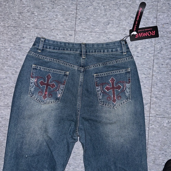 Cross embellished jeans - Picture 4 of 4